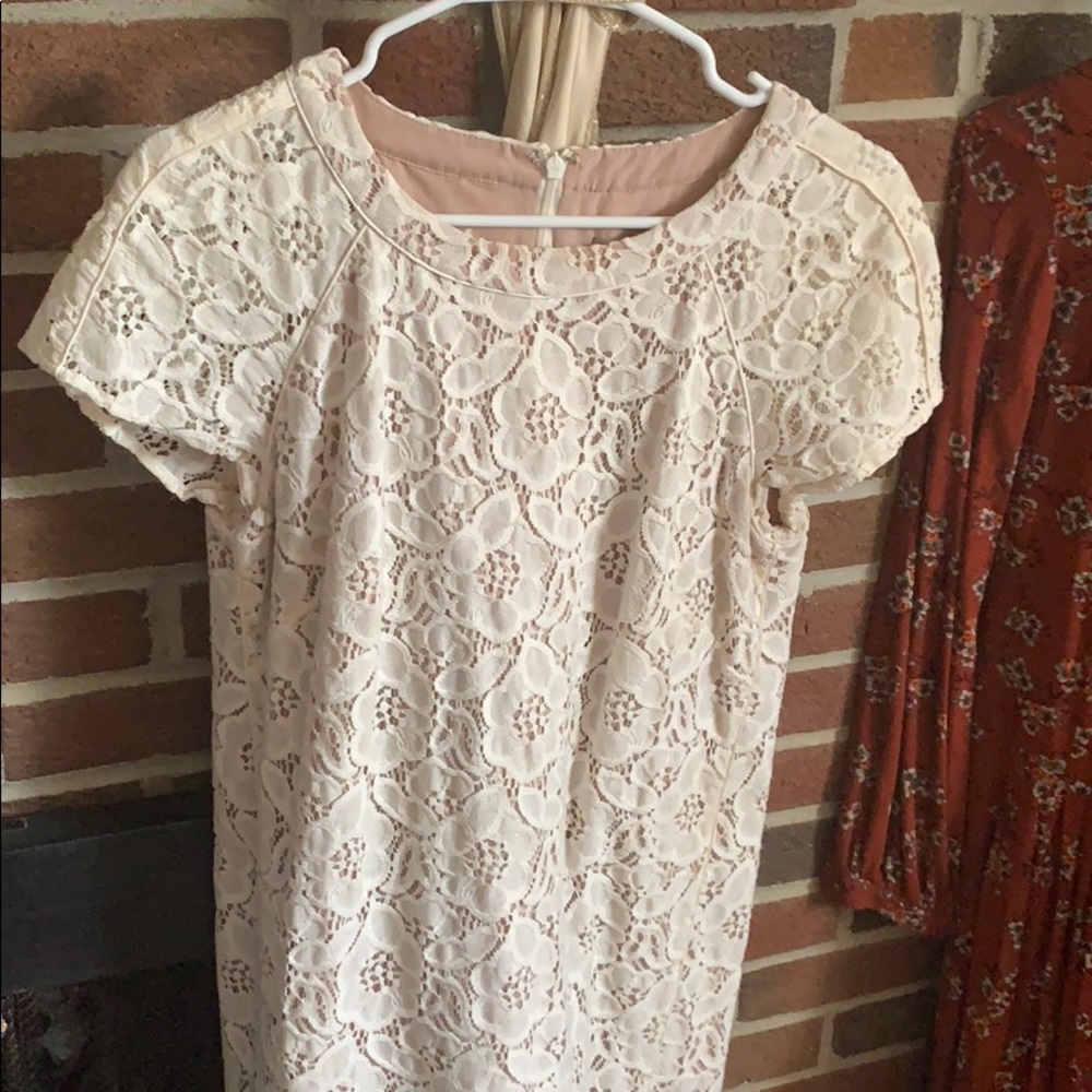 White loft dress